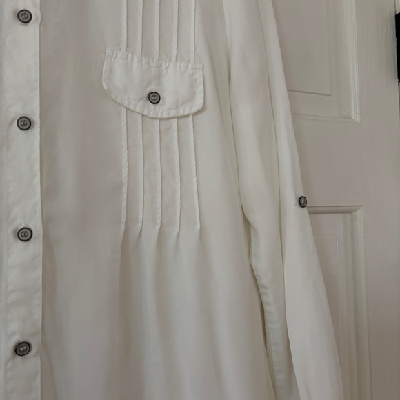 Soft Surroundings White Pintucked Pleated Button Up Collared Blouse Size Large - Picture 8 of 12